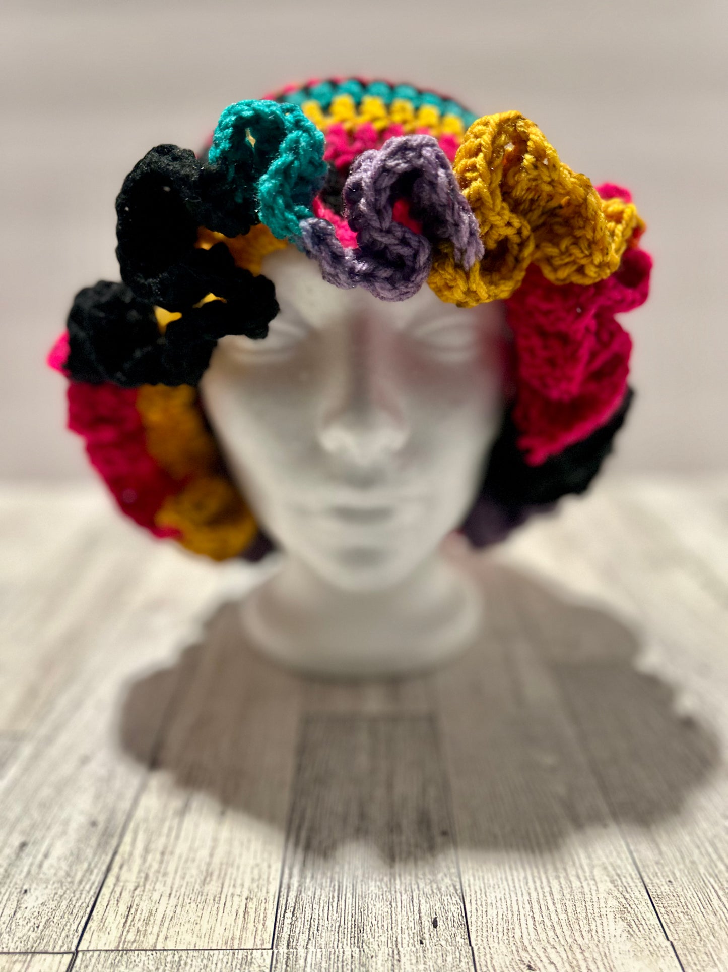 Retro Ruffle Hat